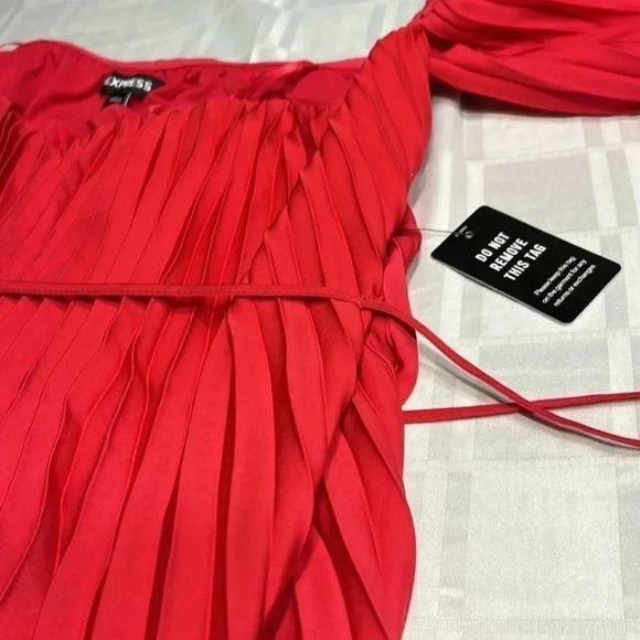 EXPRESS evening dress, HOT PINK MUST HAVE ! NEW!pleated,Romantic,gala,oversized - Picture 13 of 15